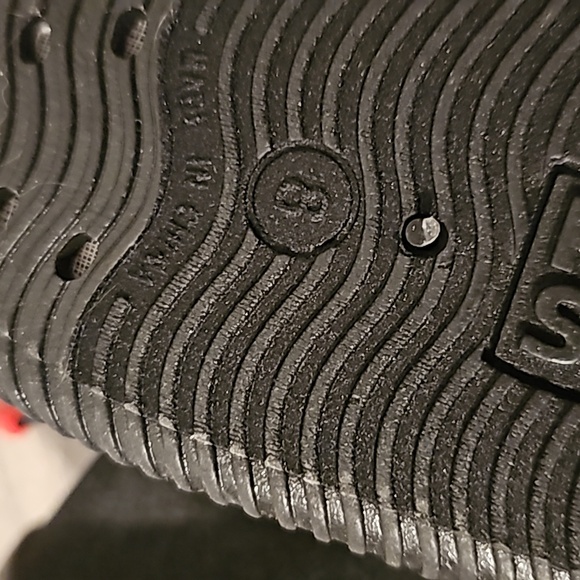 Nwot swim shoes size 8 - Picture 4 of 4